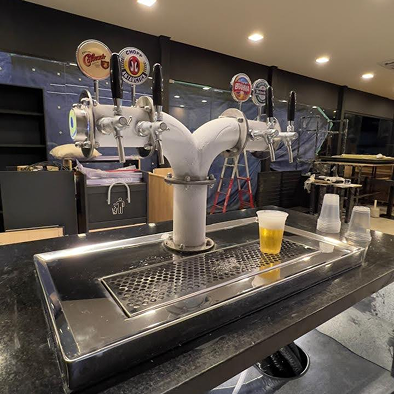 Projeto 01 — Adega climatizada embutida com vidro fumê